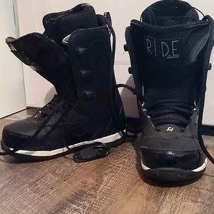 Ride Donna Snowboard Boots size 6